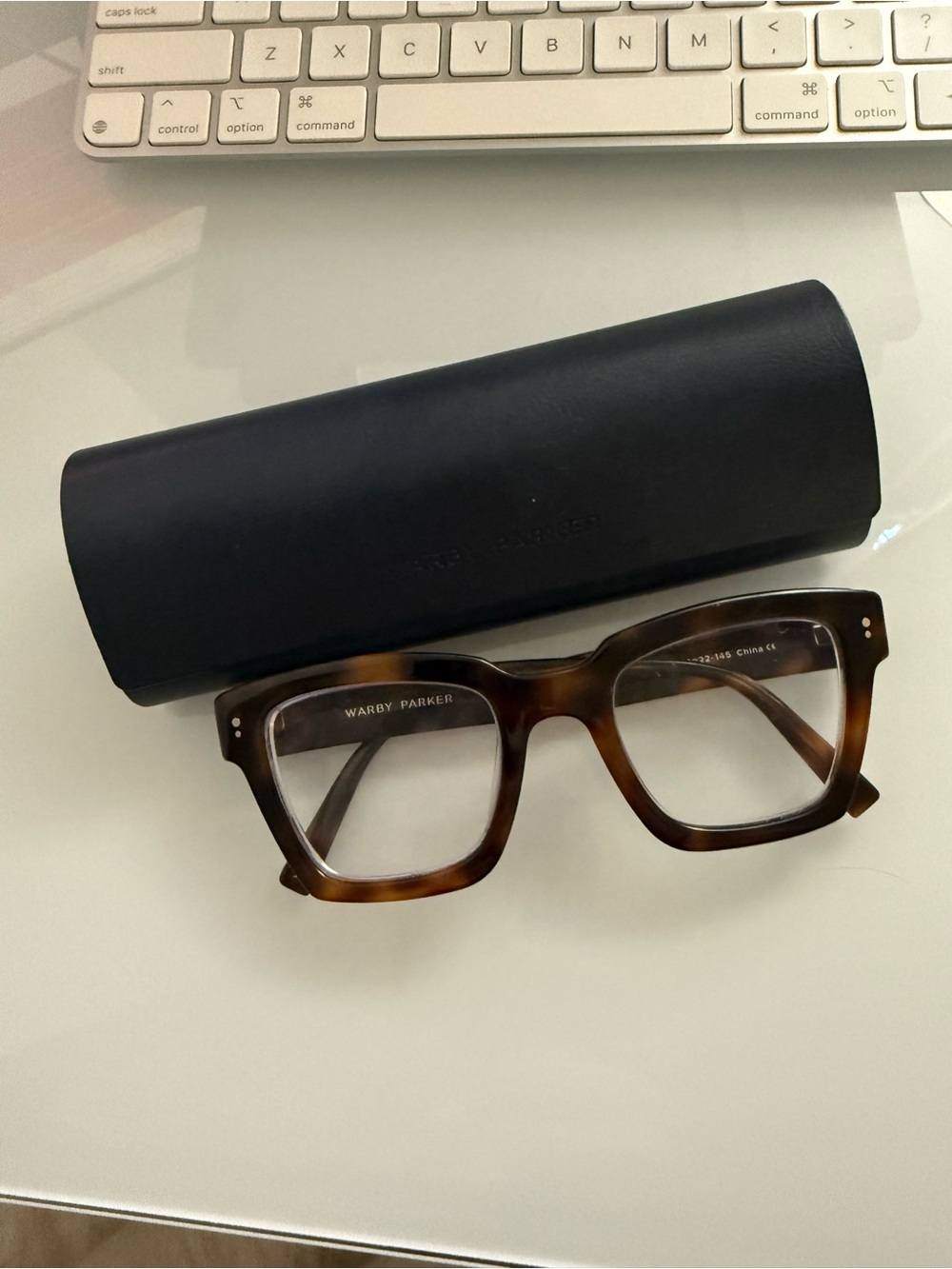 Warby Parker Brown Tortoiseshell Square Men’s Glasses with Black Case